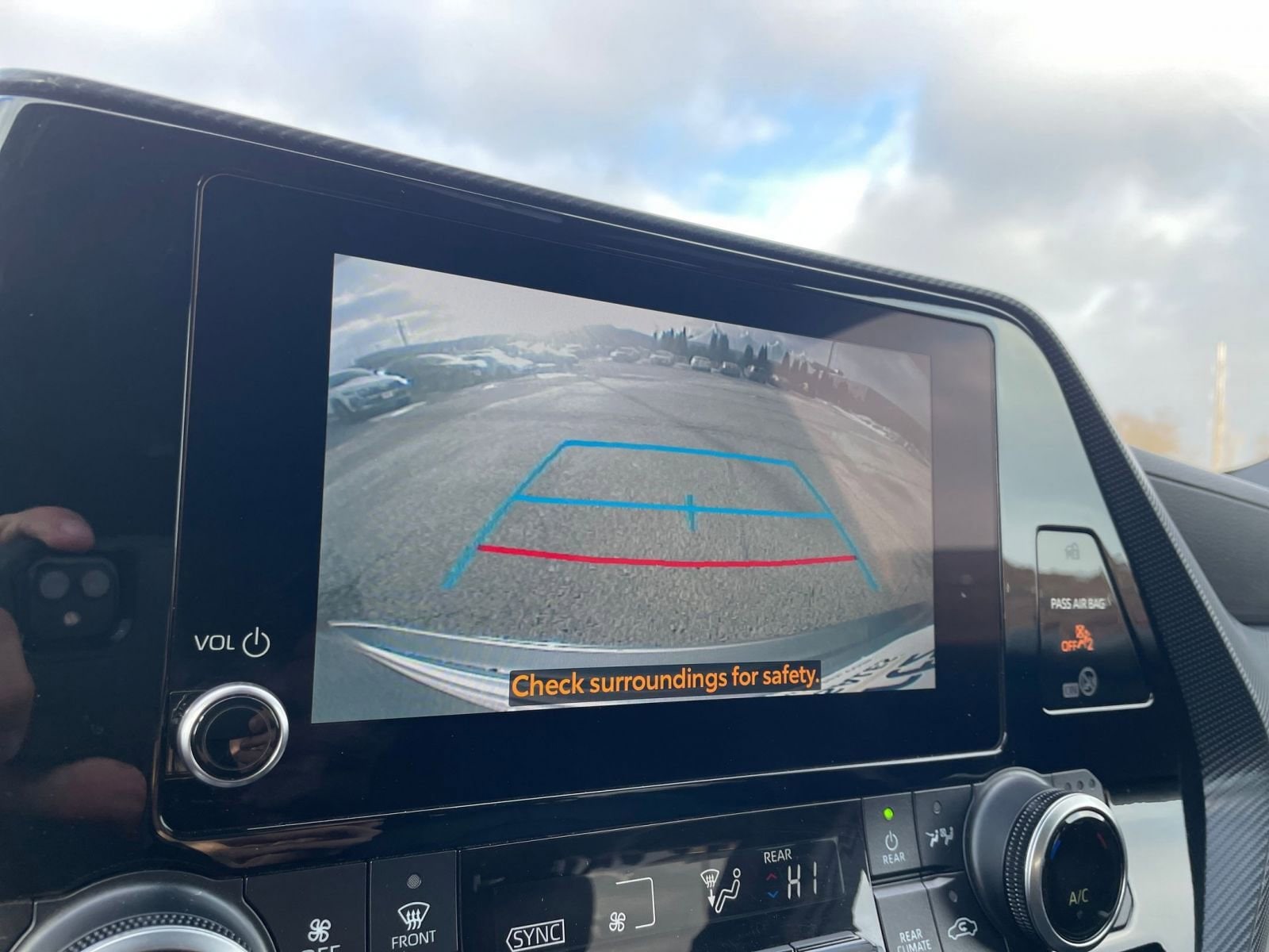 Thumbnail: 2024 Toyota Highlander - 17