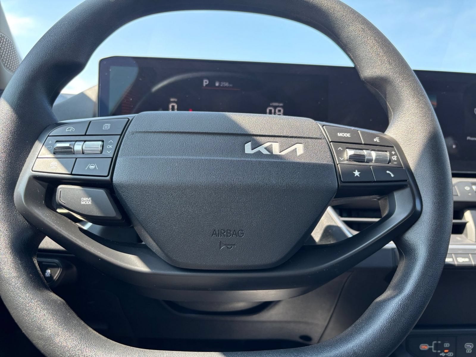 Thumbnail: 2025 Kia K4 - 27