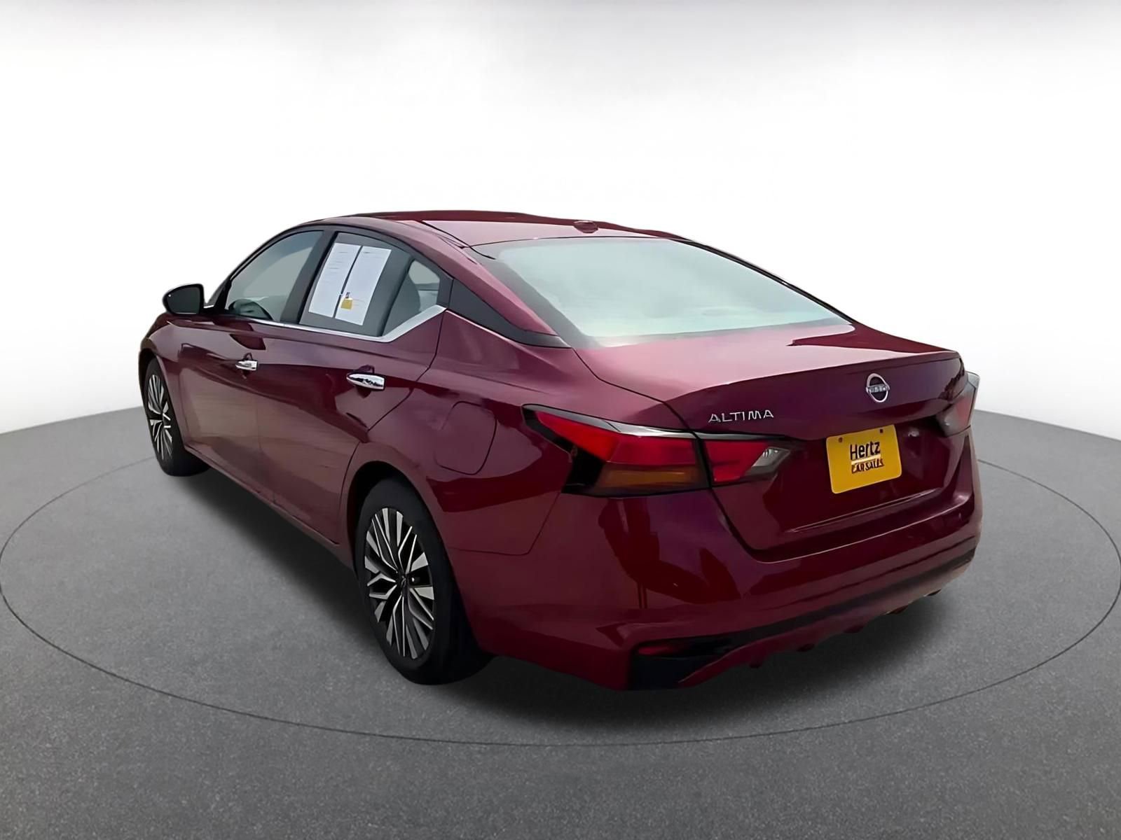 Thumbnail: 2025 Nissan Altima - 11
