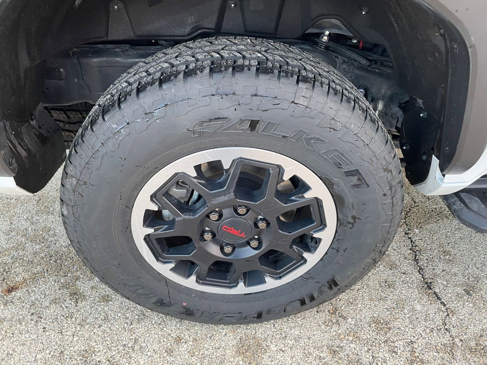 Thumbnail: 2025 Toyota 4Runner - 30