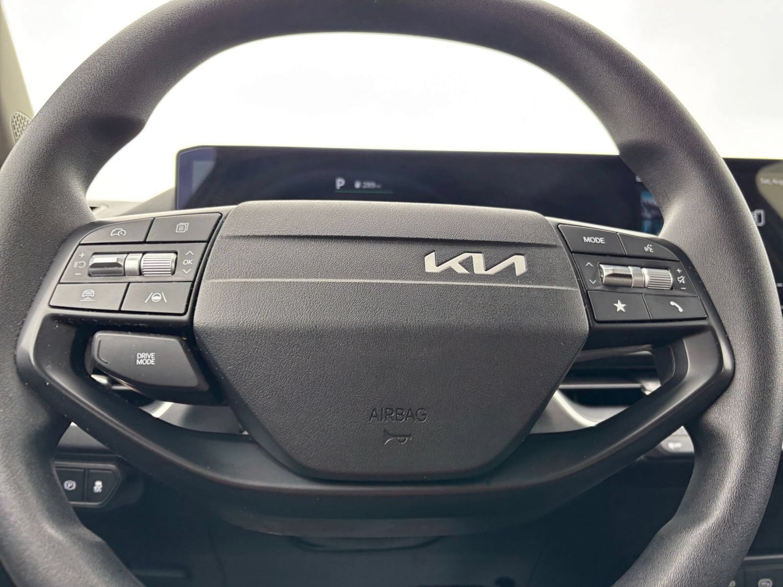 Thumbnail: 2025 Kia K4 - 25