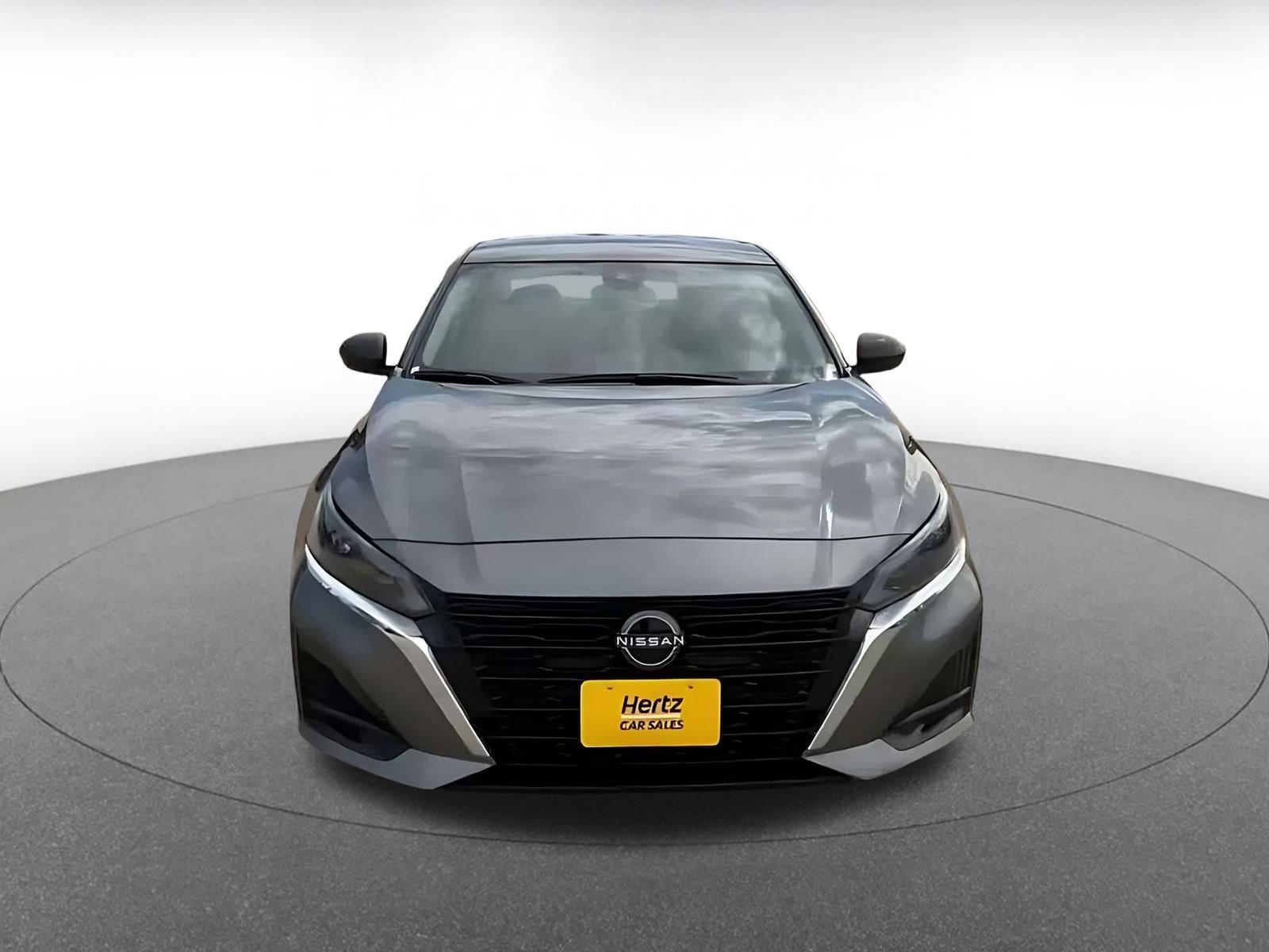 Thumbnail: 2025 Nissan Altima - 4