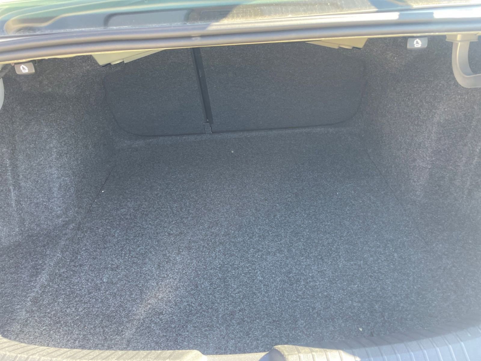 Thumbnail: 2025 Volkswagen Jetta - 31