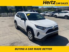 2022 Toyota RAV4 LE -
                Des Plaines, IL