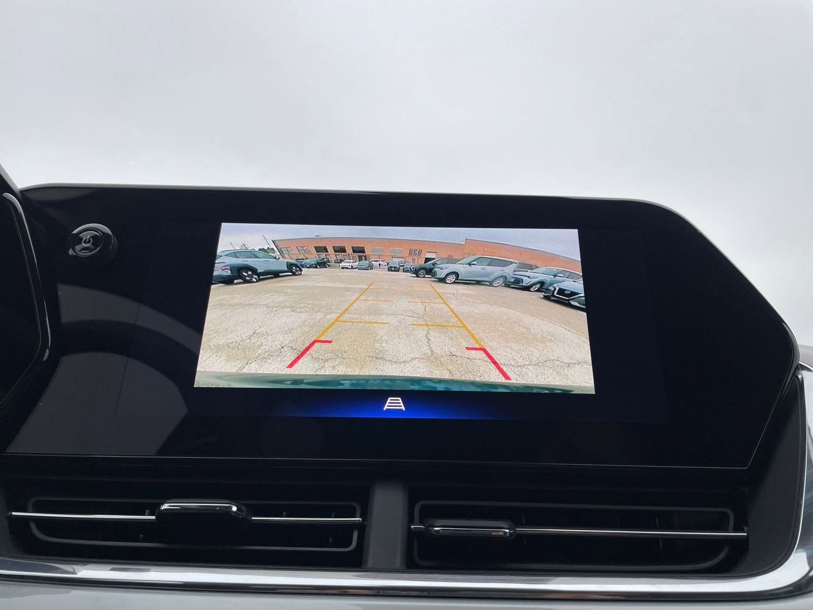 Thumbnail: 2025 Chevrolet Trax - 22