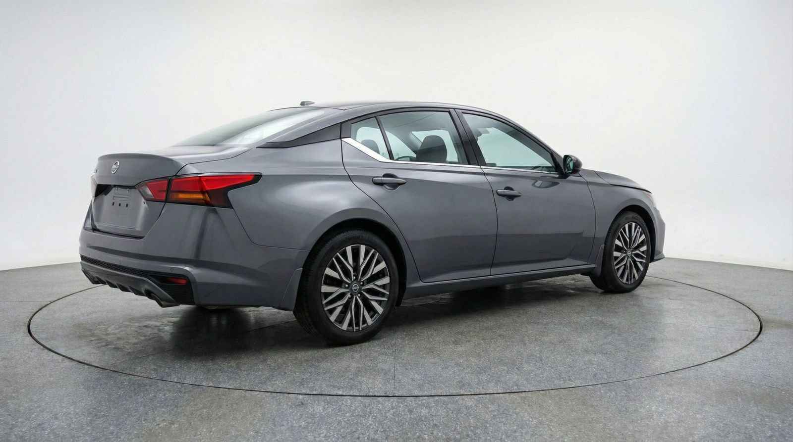 Thumbnail: 2025 Nissan Altima - 10