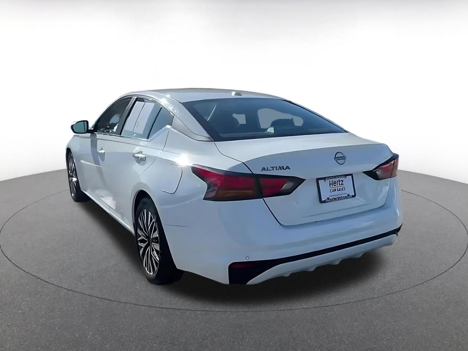 Thumbnail: 2025 Nissan Altima - 11