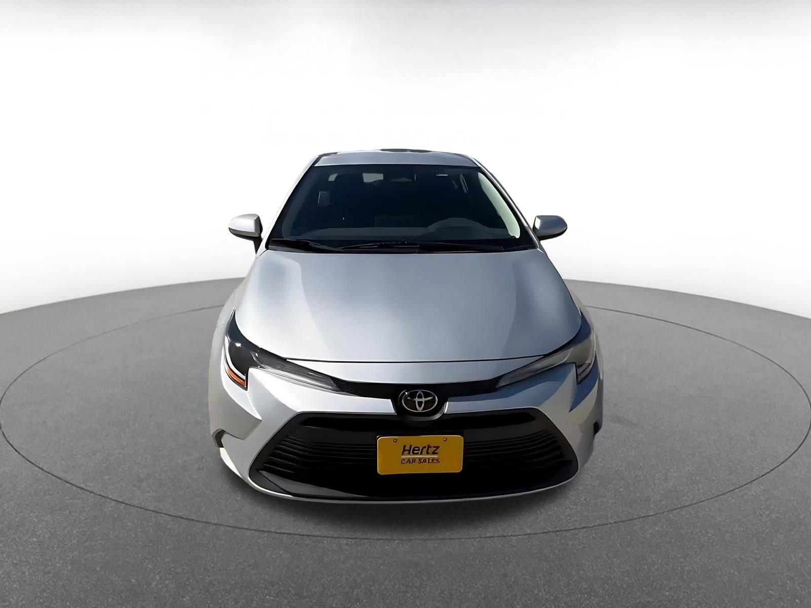 Thumbnail: 2025 Toyota Corolla - 4