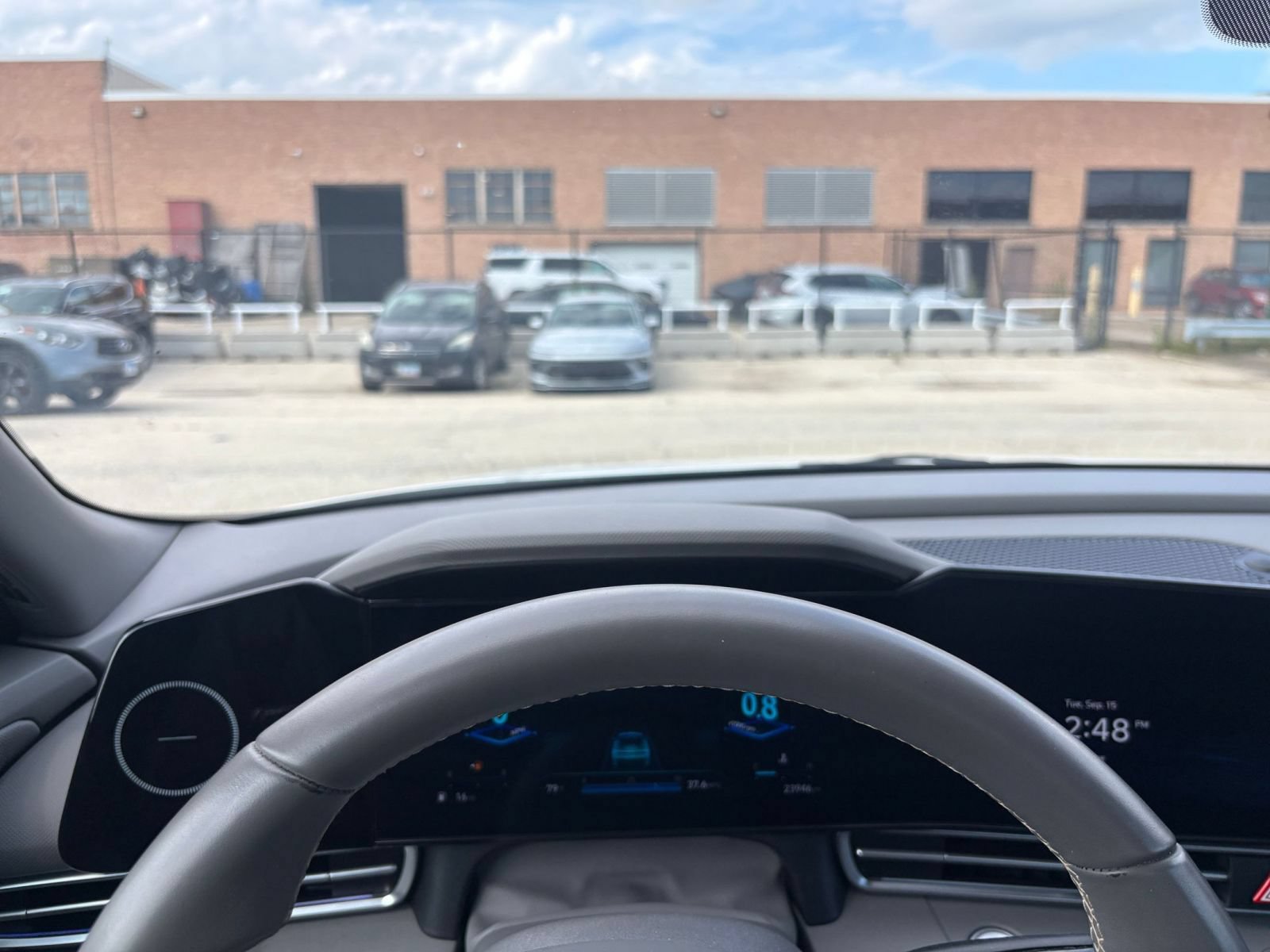 Thumbnail: 2025 Hyundai Elantra - 32