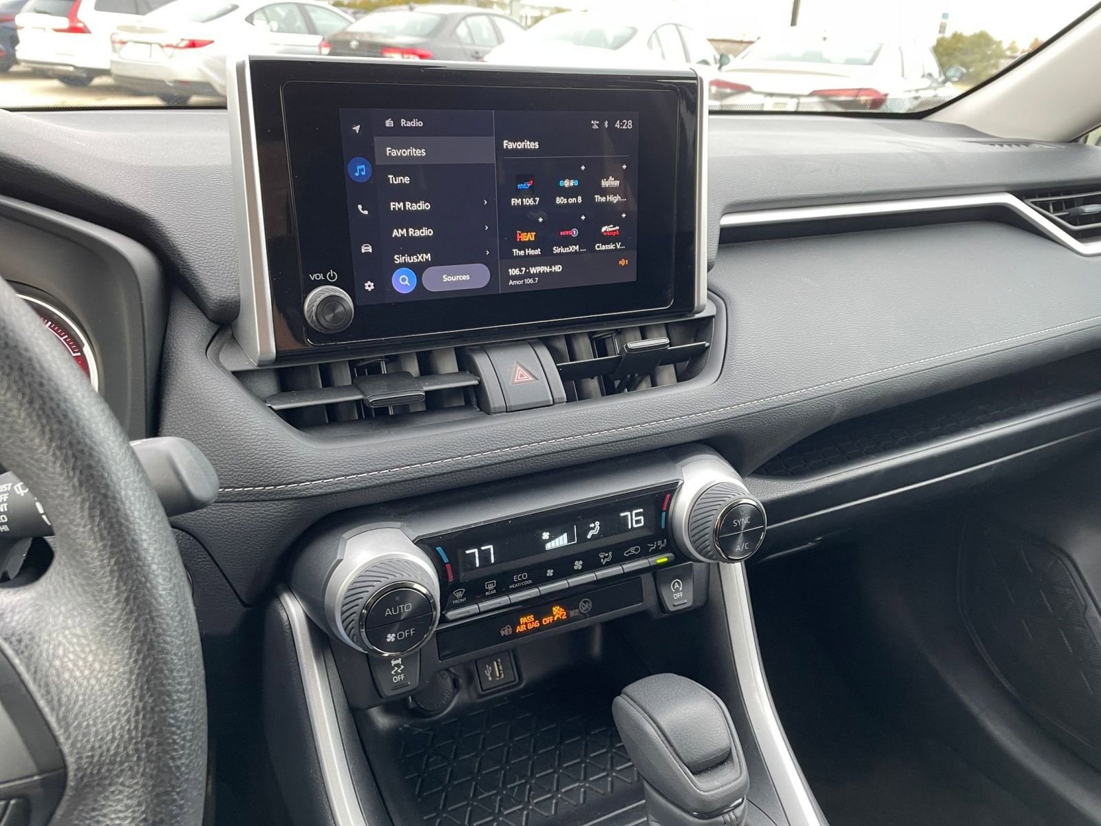 Thumbnail: 2025 Toyota RAV4 - 18