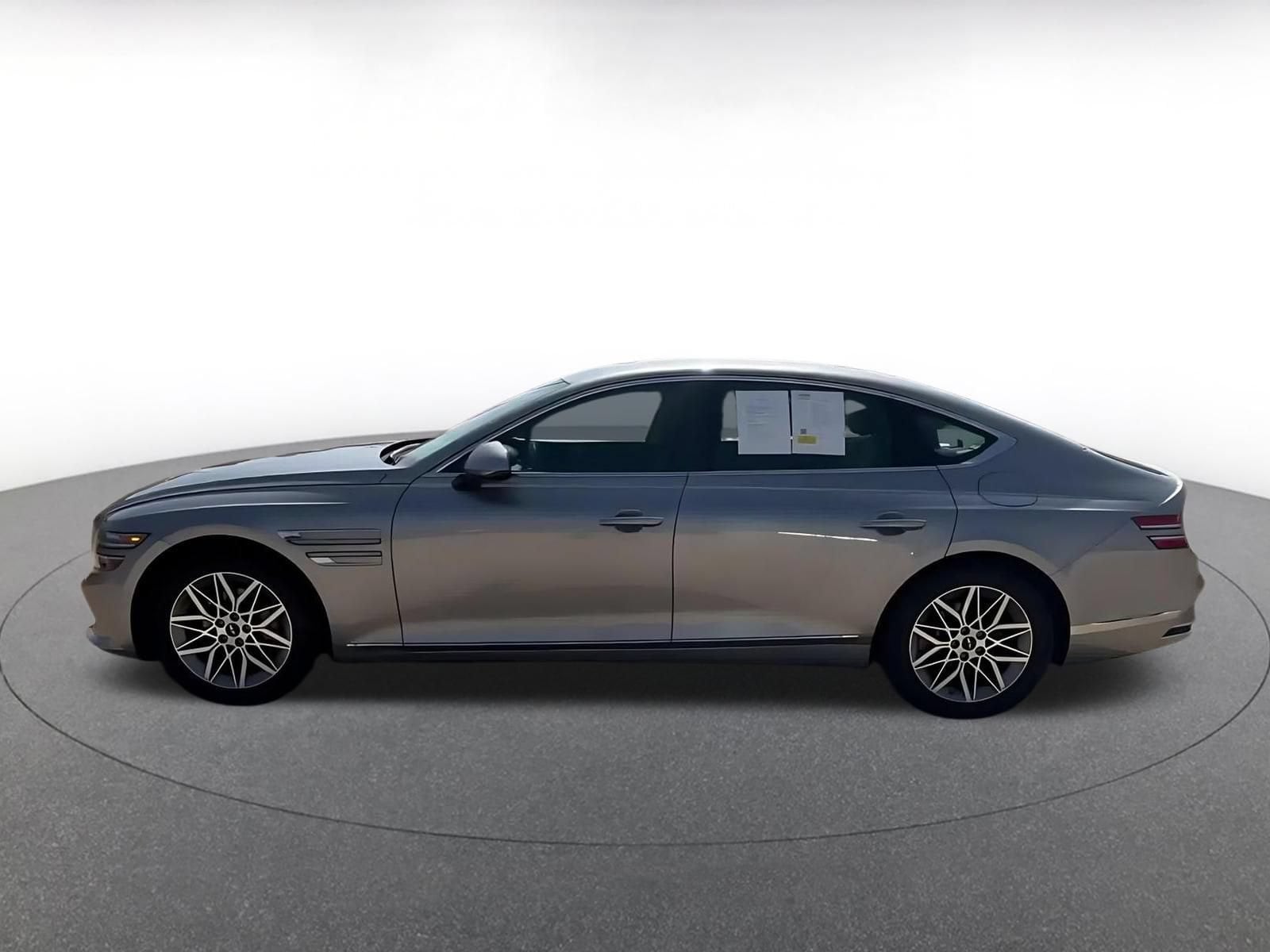 Thumbnail: 2026 Genesis G80 - 9