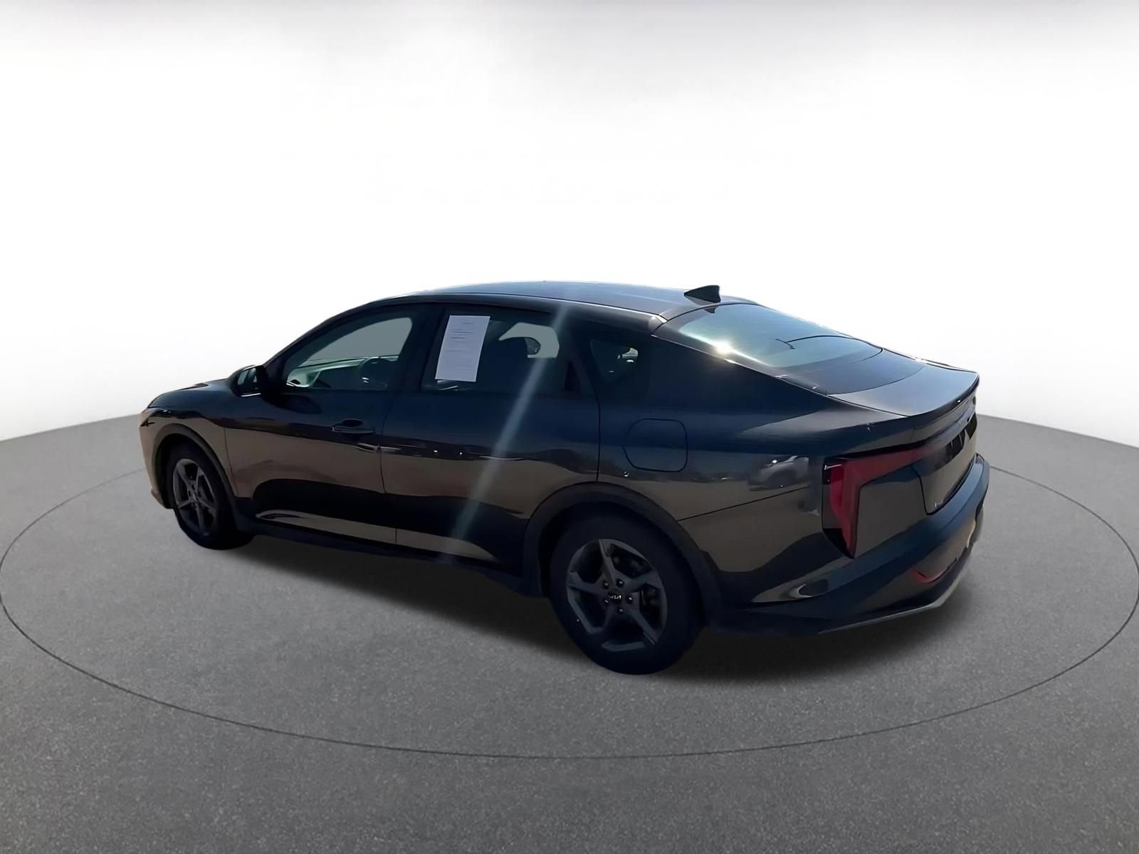 Thumbnail: 2025 Kia K4 - 10