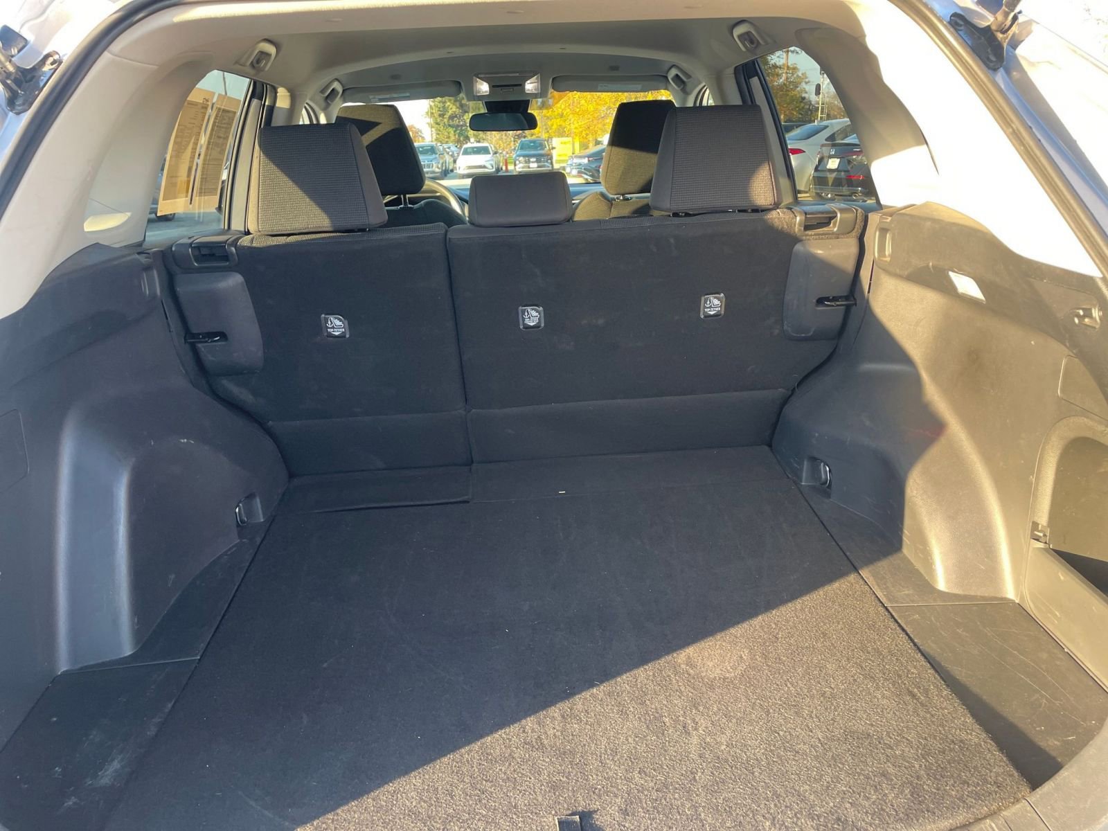 Thumbnail: 2025 Toyota RAV4 - 31