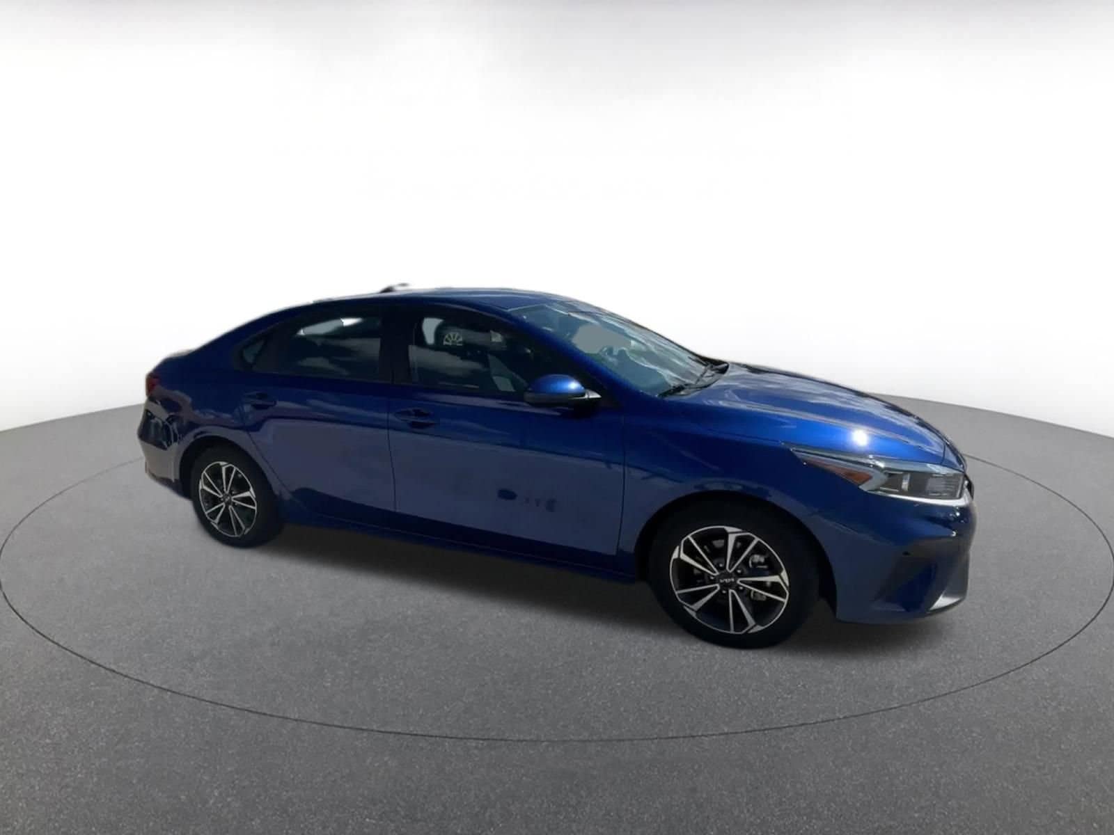 Thumbnail: 2024 Kia Forte - 2