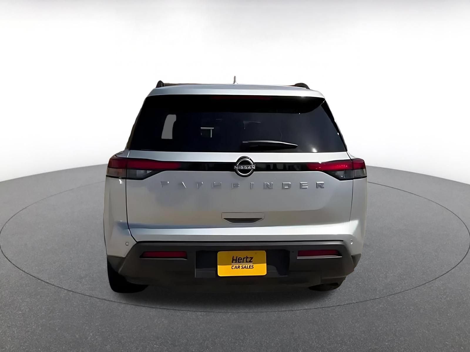 Thumbnail: 2025 Nissan Pathfinder - 10