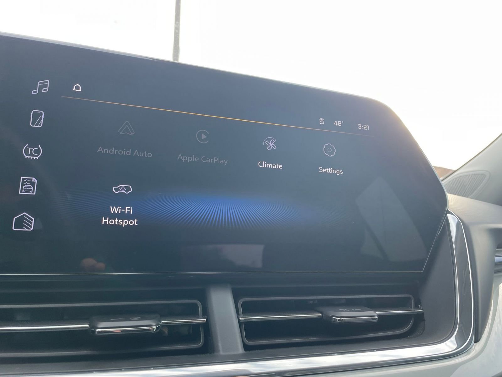 Thumbnail: 2025 Chevrolet Trax - 20