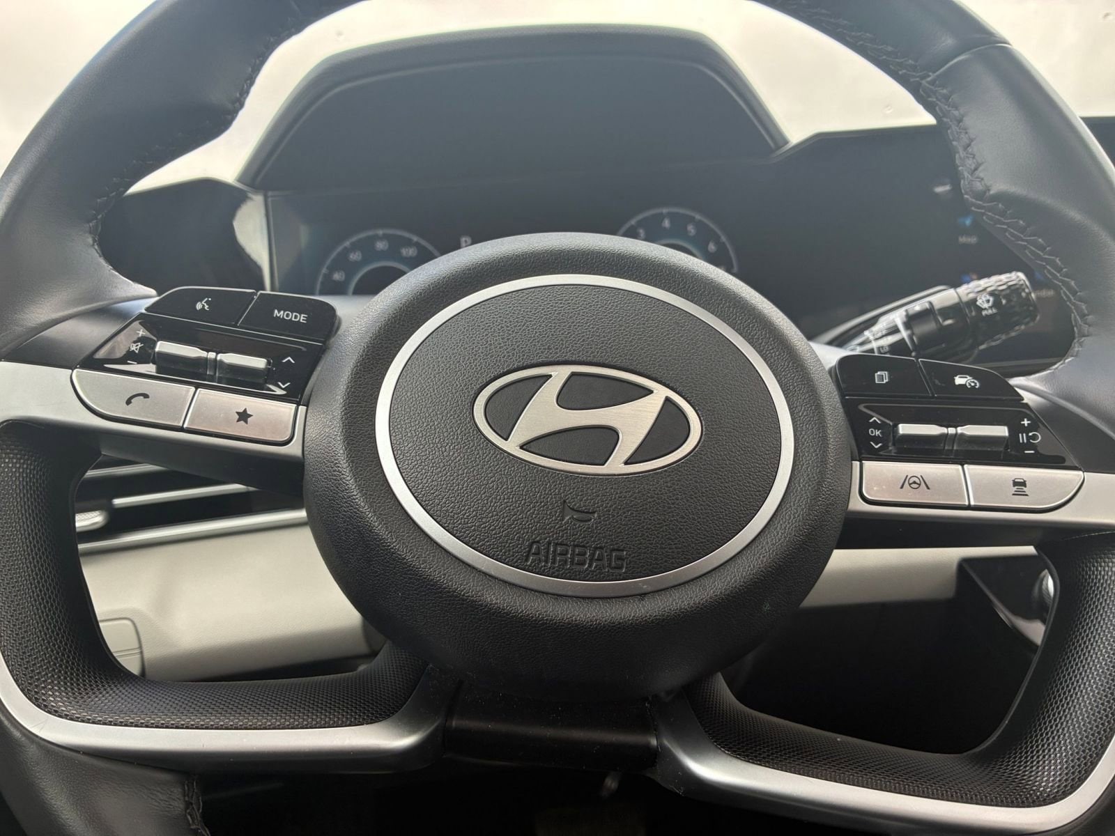 Thumbnail: 2025 Hyundai Elantra - 29