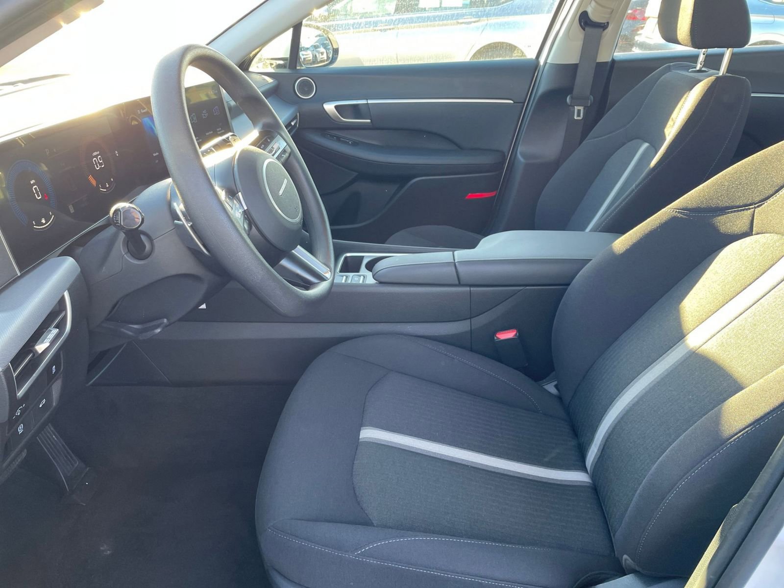 Thumbnail: 2025 Hyundai Sonata - 25