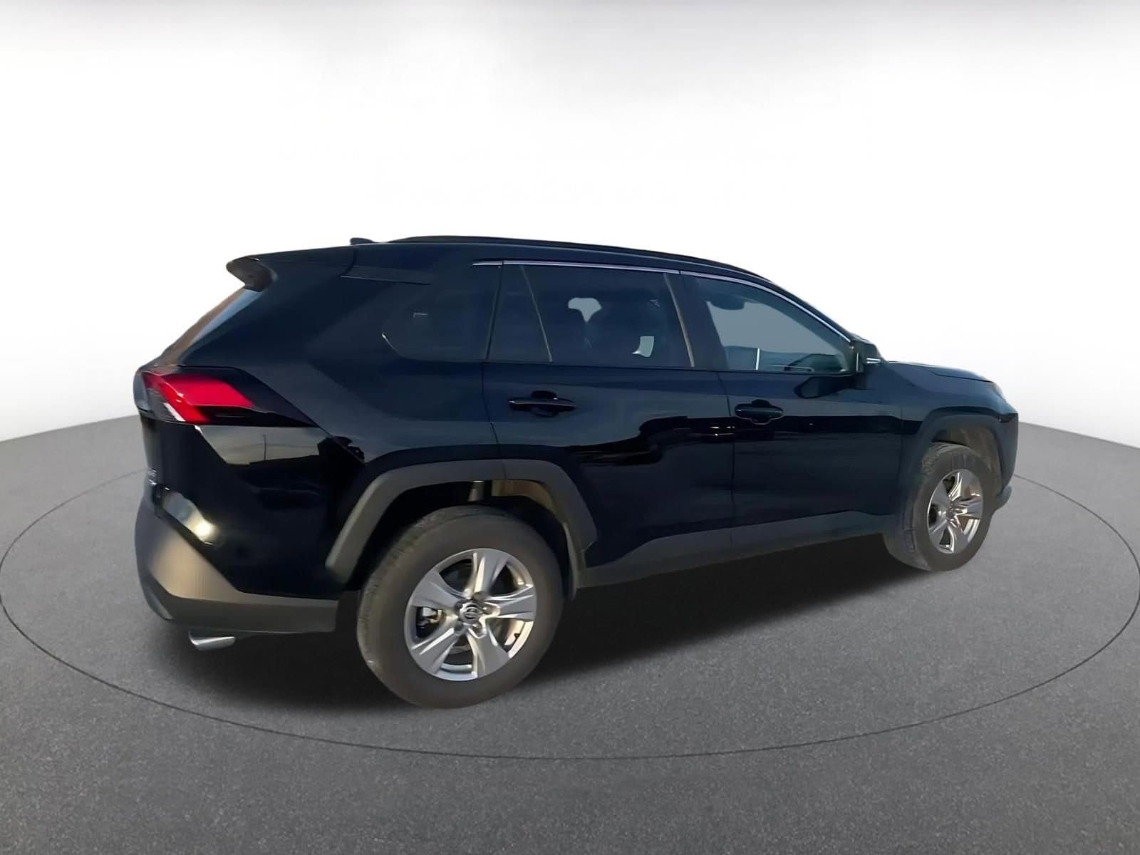 Thumbnail: 2025 Toyota RAV4 - 15