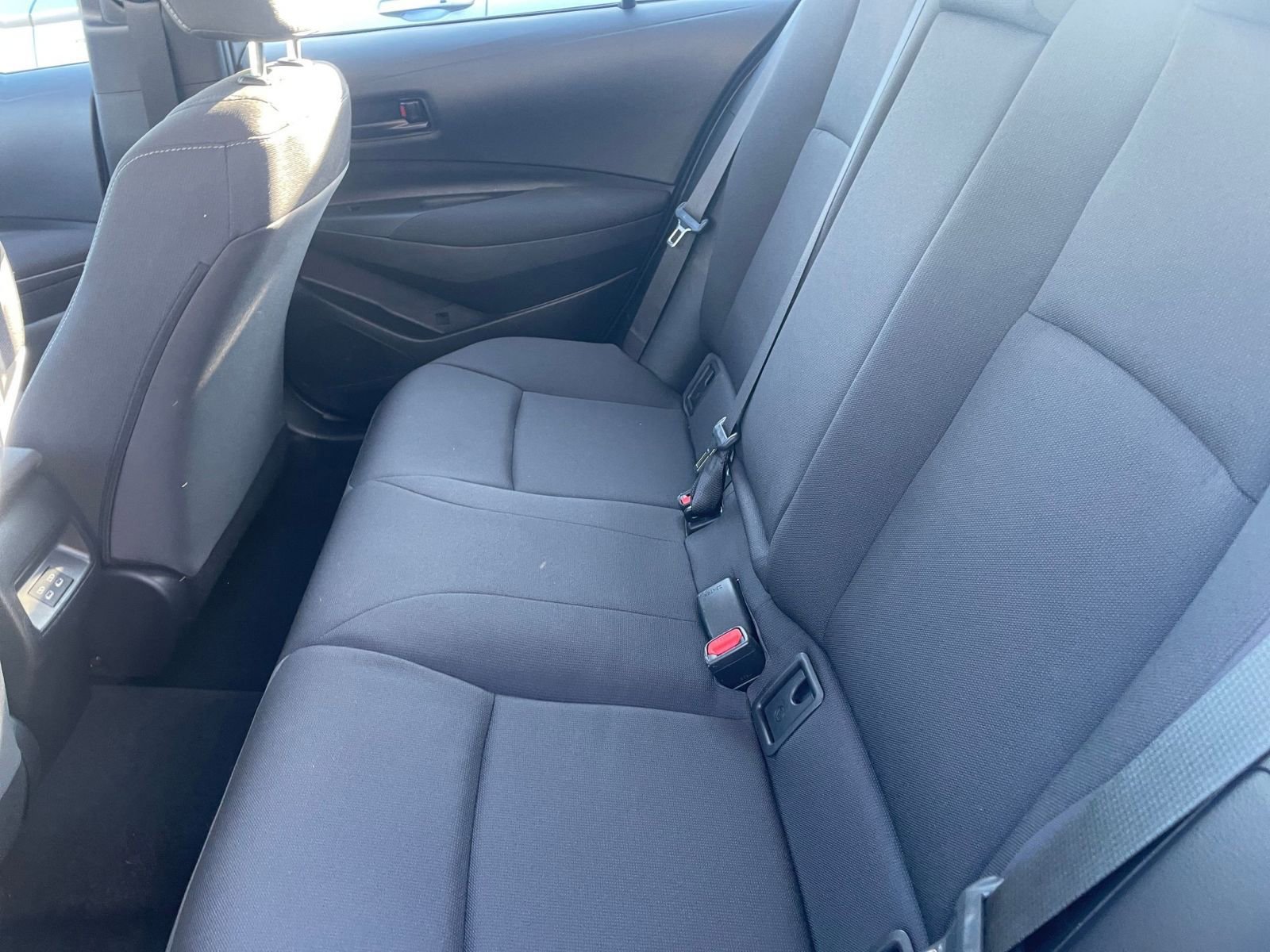 Thumbnail: 2025 Toyota Corolla - 25