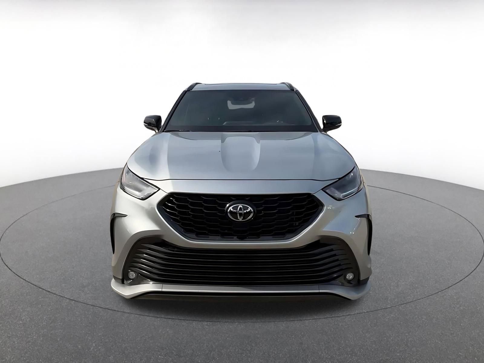 Thumbnail: 2025 Toyota Highlander - 4