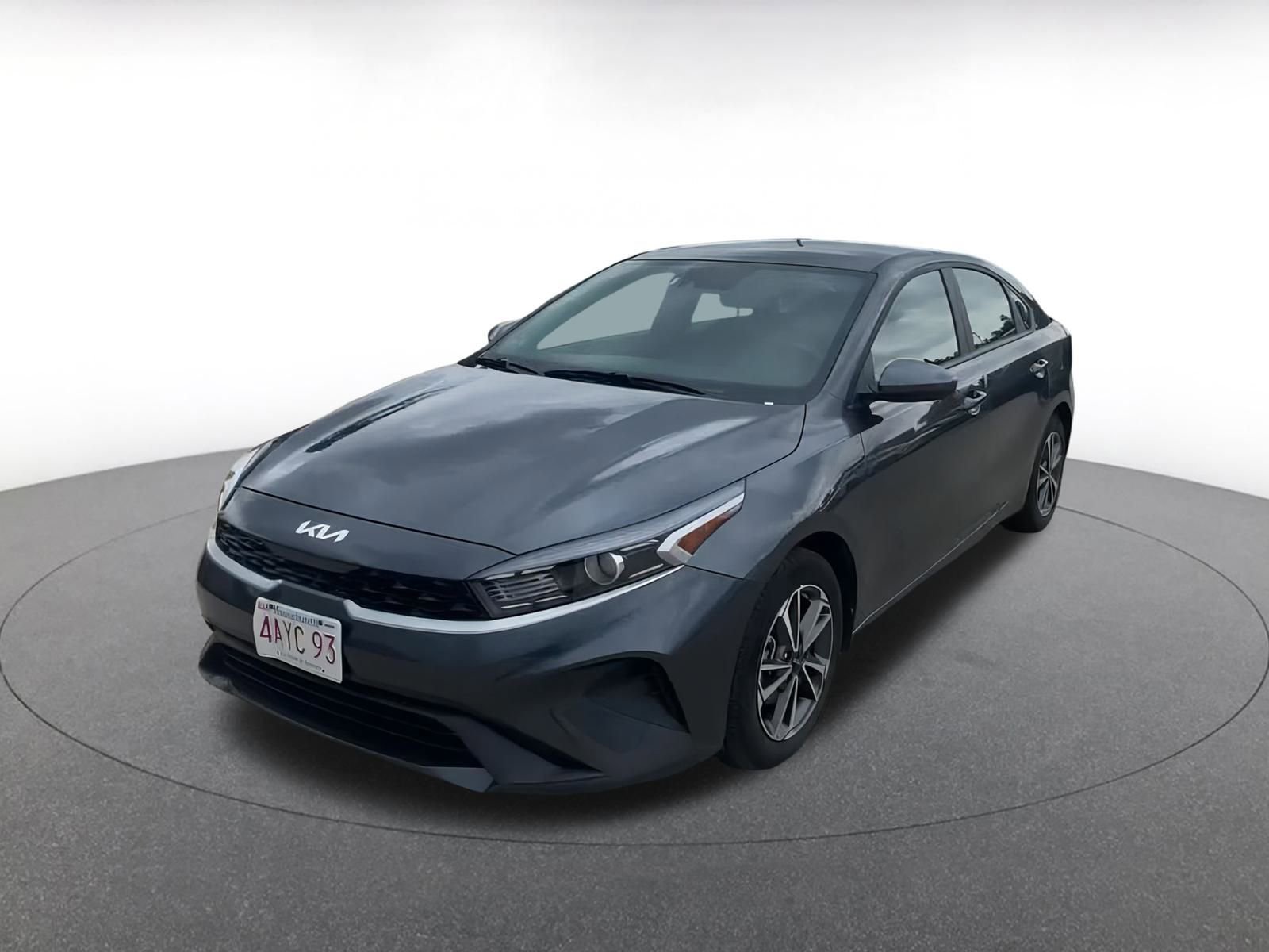 Thumbnail: 2024 Kia Forte - 8
