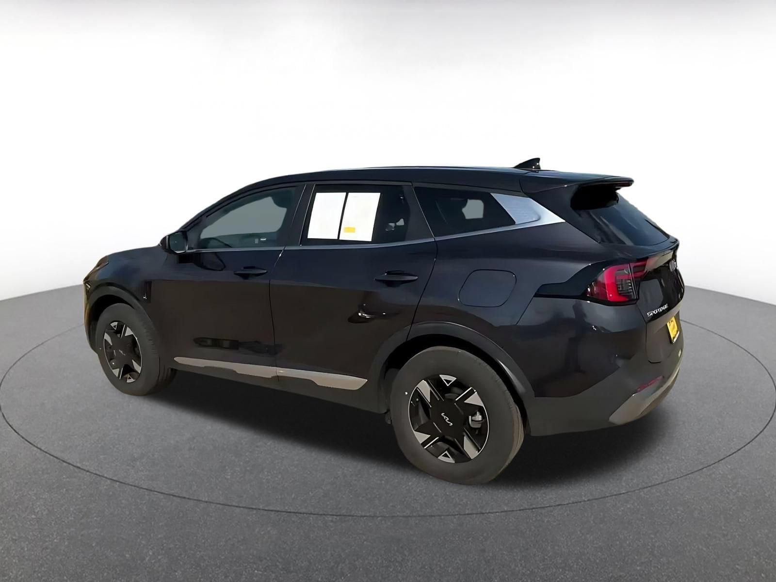 Thumbnail: 2026 Kia Sportage - 9