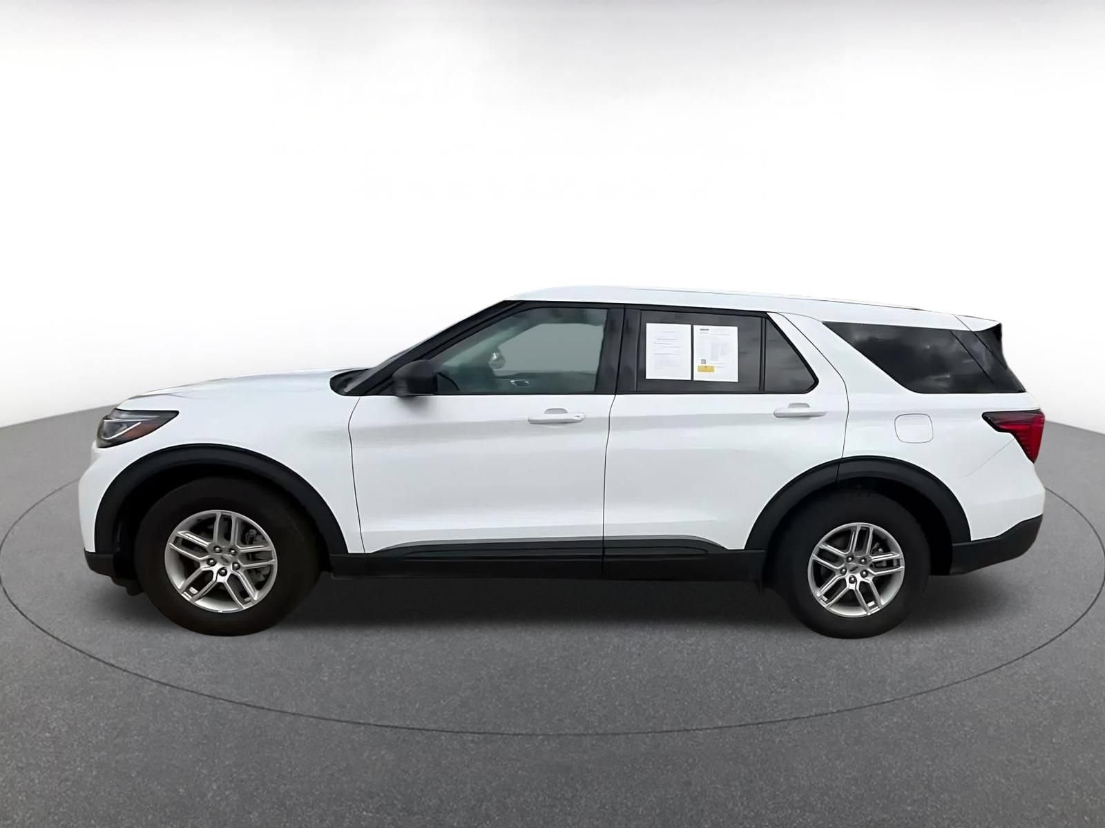 Thumbnail: 2026 Ford Explorer - 8