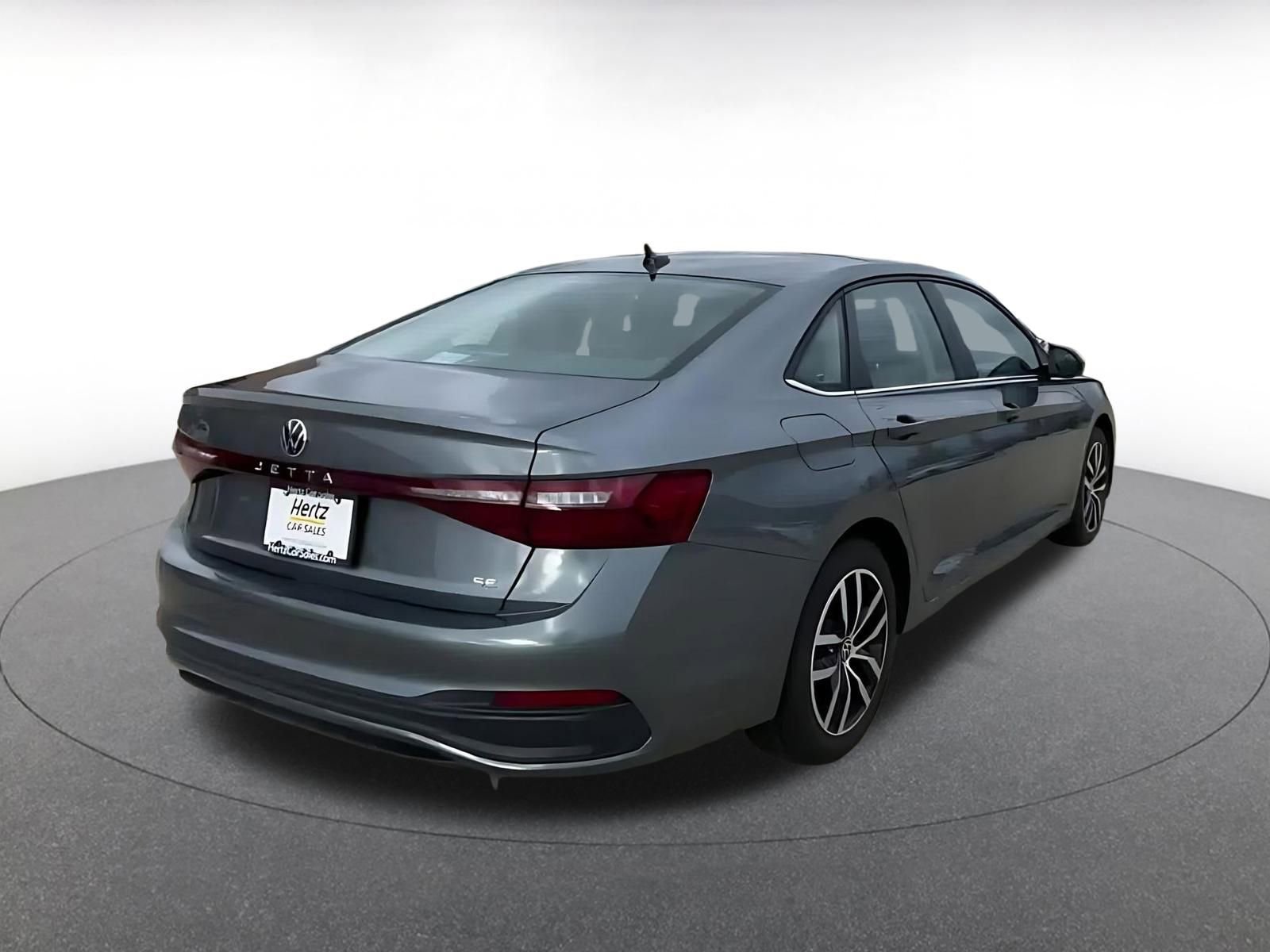 Thumbnail: 2025 Volkswagen Jetta - 14