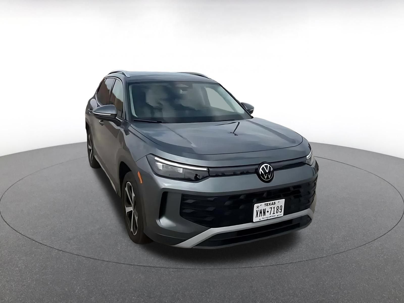 Thumbnail: 2026 Volkswagen Tiguan - 3