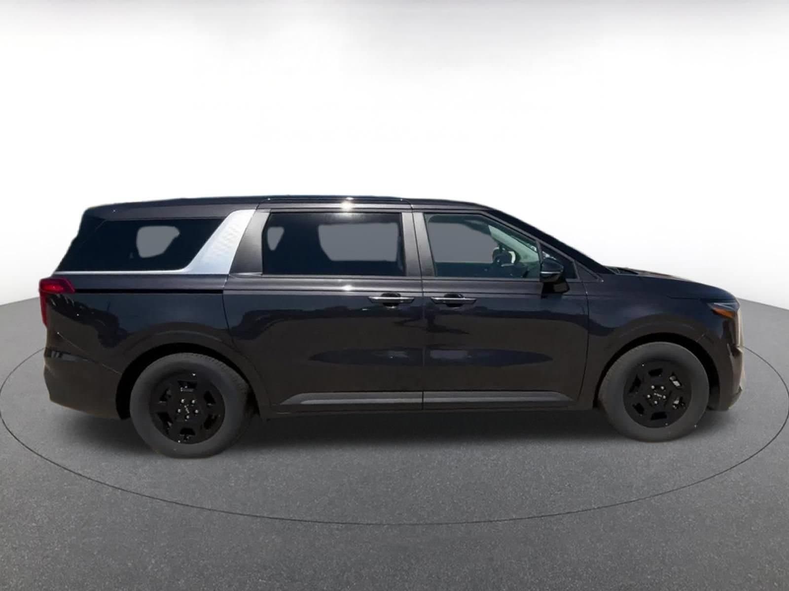Thumbnail: 2026 Kia Carnival - 16