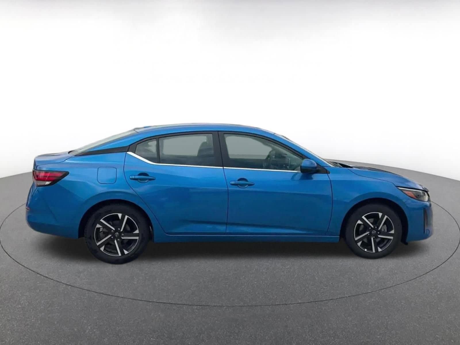 Thumbnail: 2025 Nissan Sentra - 16