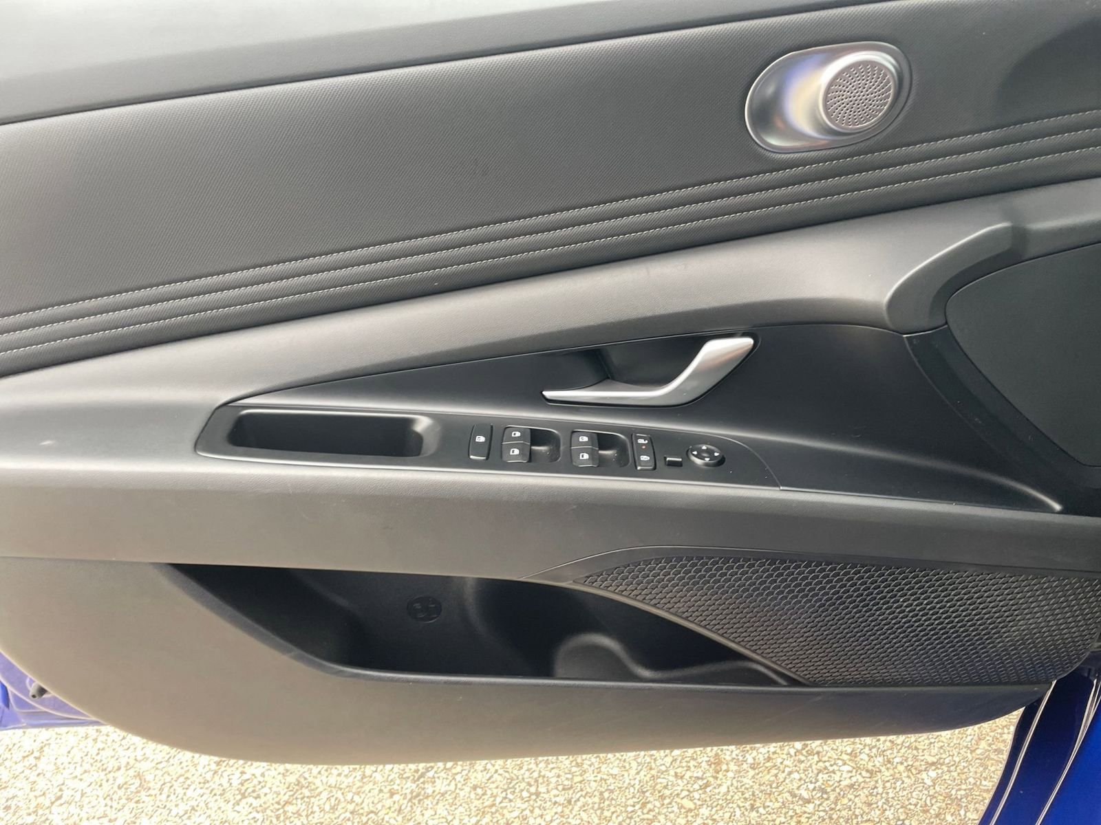 Thumbnail: 2025 Hyundai Elantra - 20