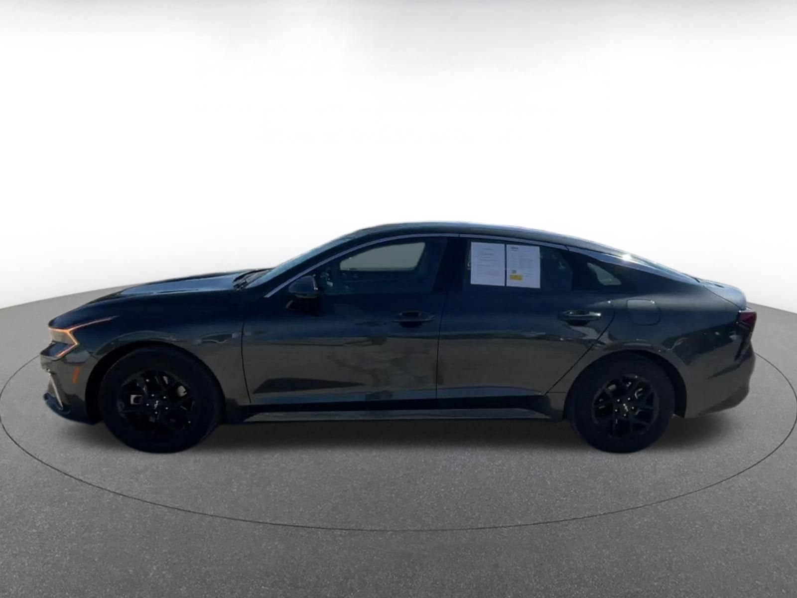 Thumbnail: 2025 Kia K5 - 9