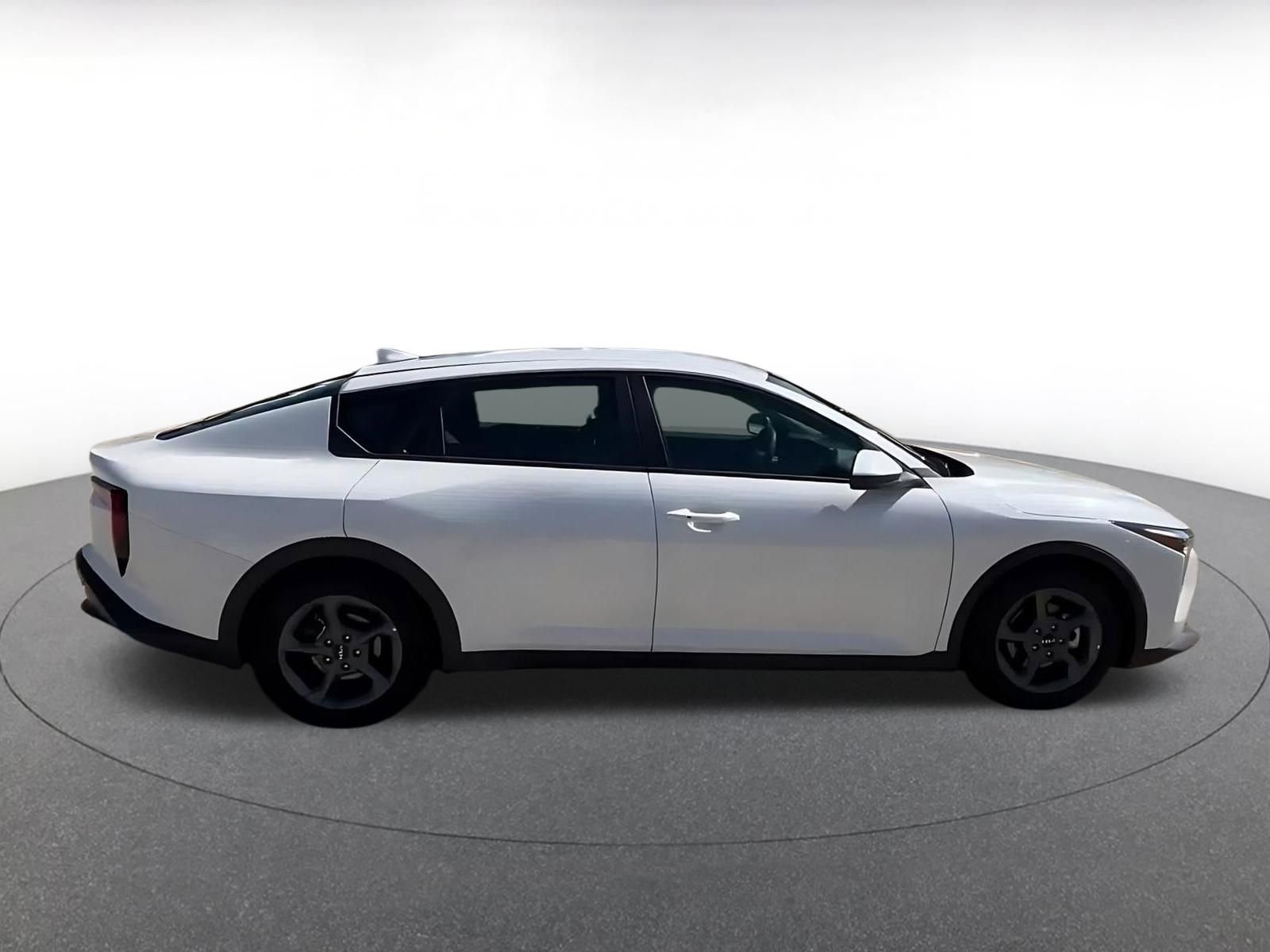 Thumbnail: 2025 Kia K4 - 16