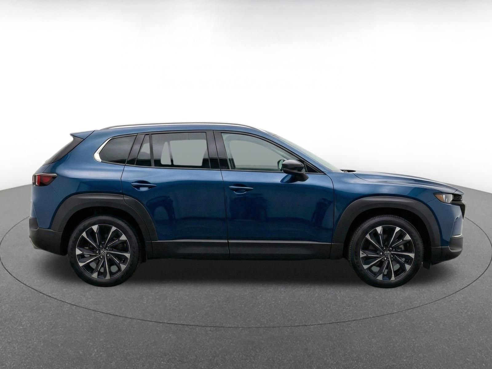 Thumbnail: 2025 Mazda CX-50 - 10