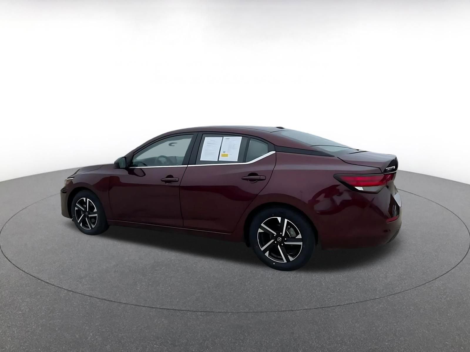 Thumbnail: 2025 Nissan Sentra - 10
