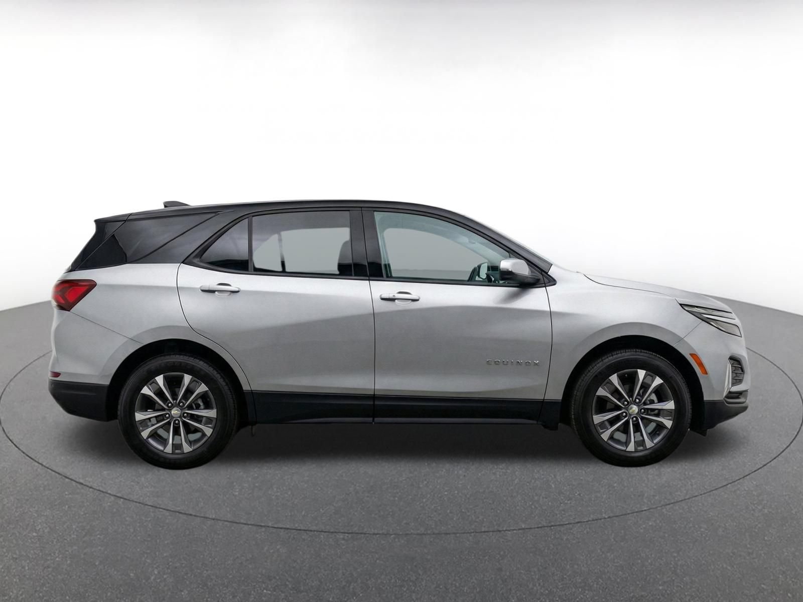 Thumbnail: 2025 Chevrolet Equinox - 10