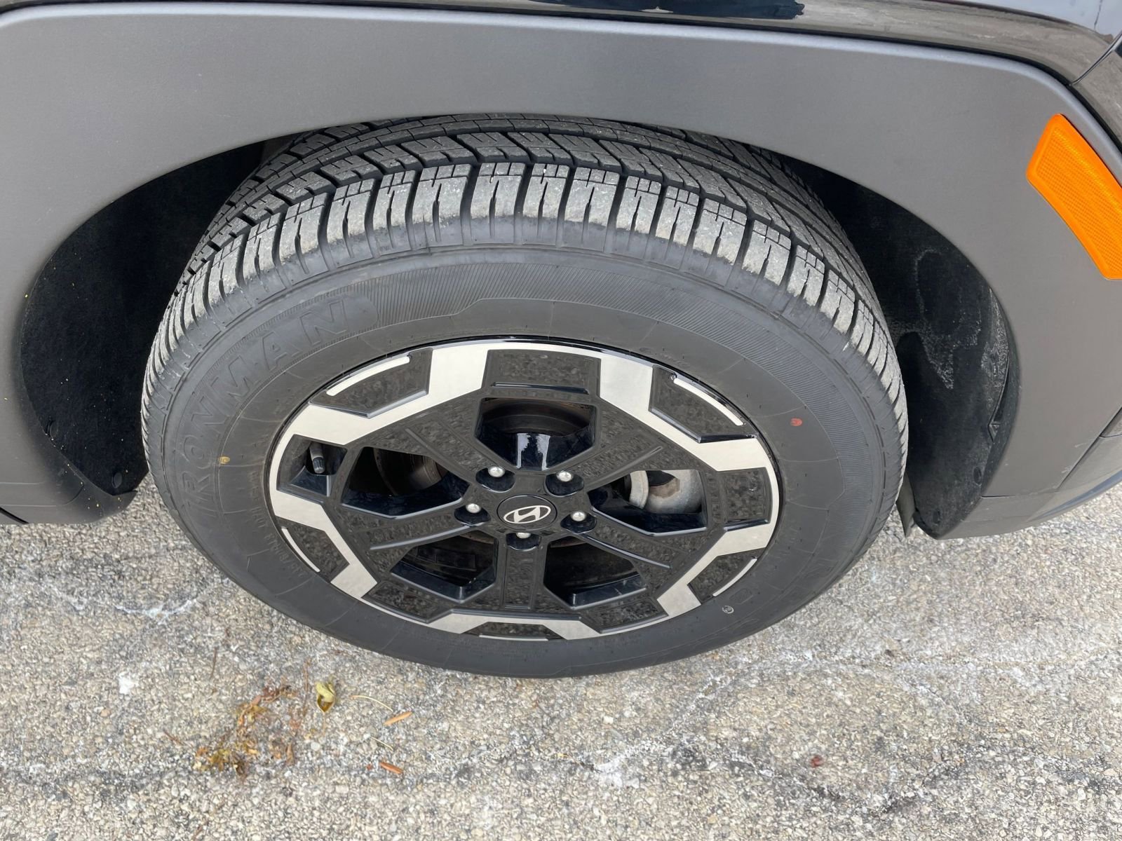 Thumbnail: 2025 Hyundai Santa Fe - 33