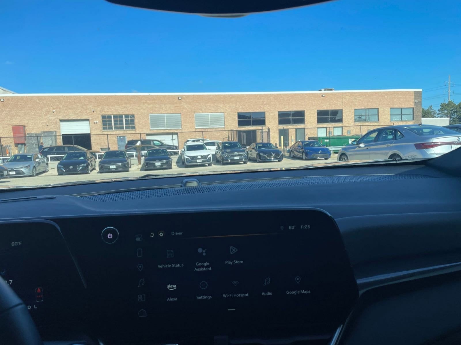 Thumbnail: 2025 Chevrolet Equinox - 18