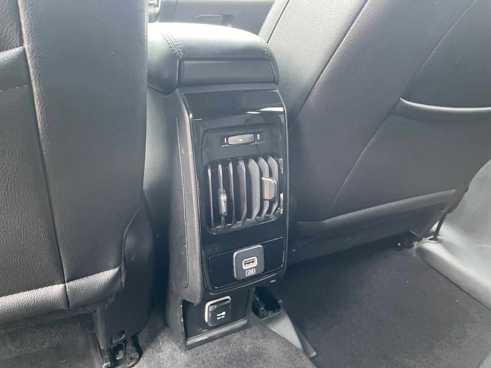 Thumbnail: 2025 Jeep Compass - 24