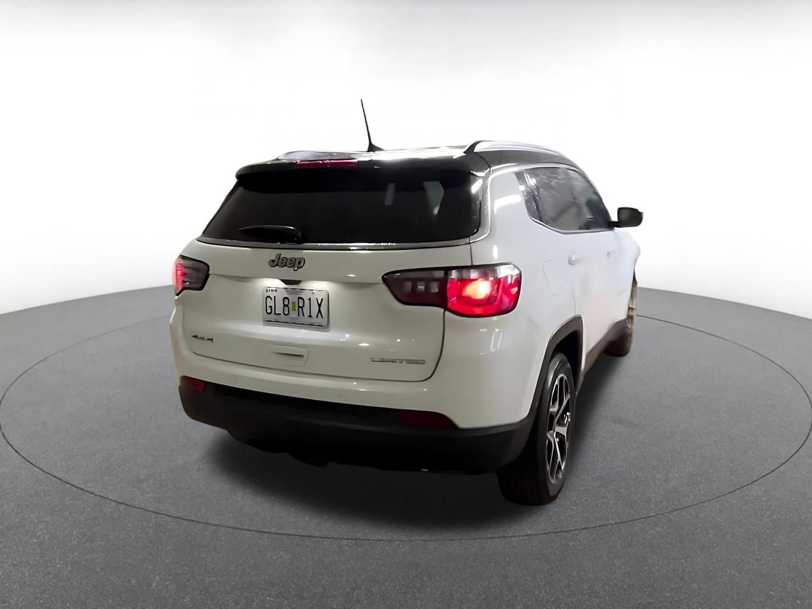 Thumbnail: 2025 Jeep Compass - 15