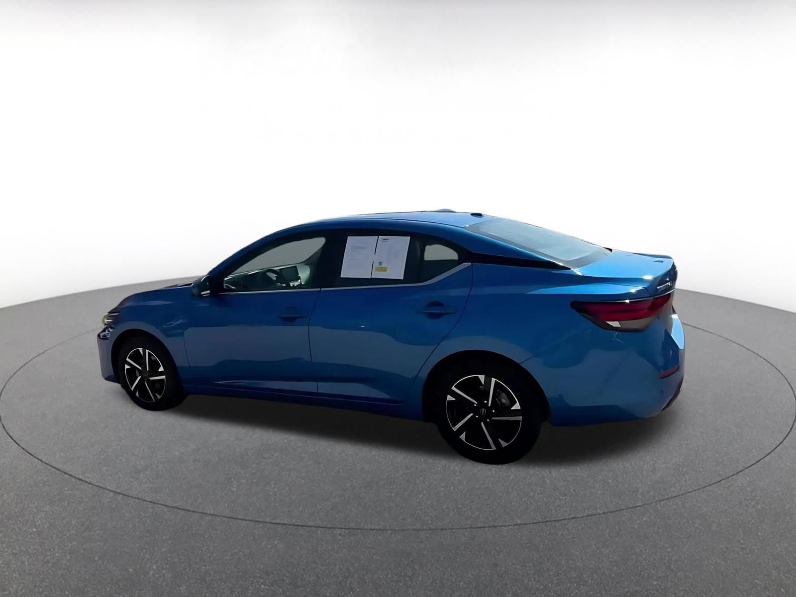 Thumbnail: 2025 Nissan Sentra - 10