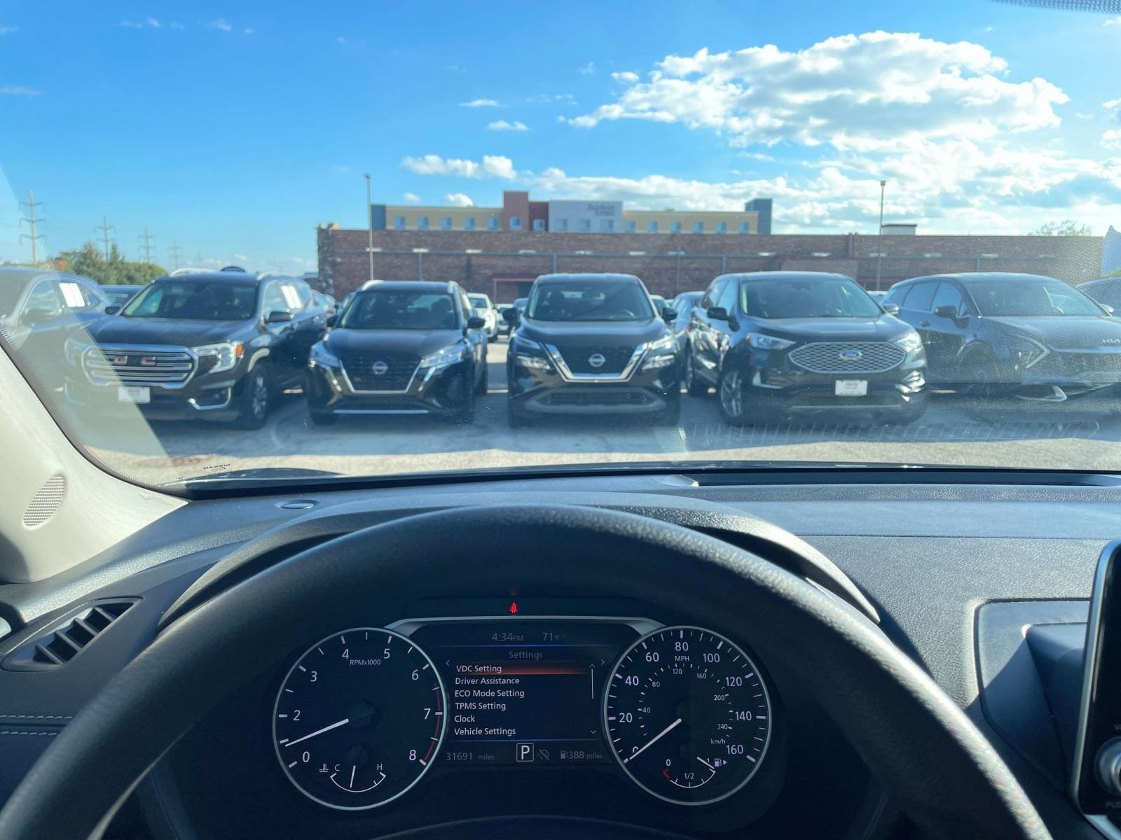 Thumbnail: 2024 Nissan Sentra - 33