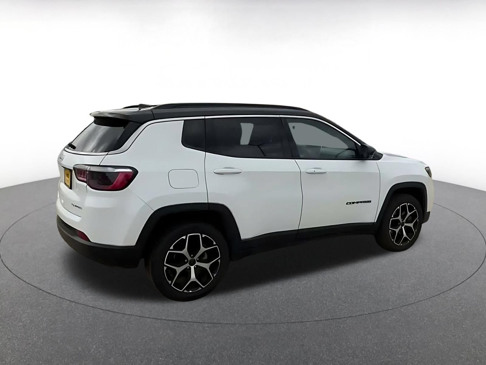 Thumbnail: 2025 Jeep Compass - 14