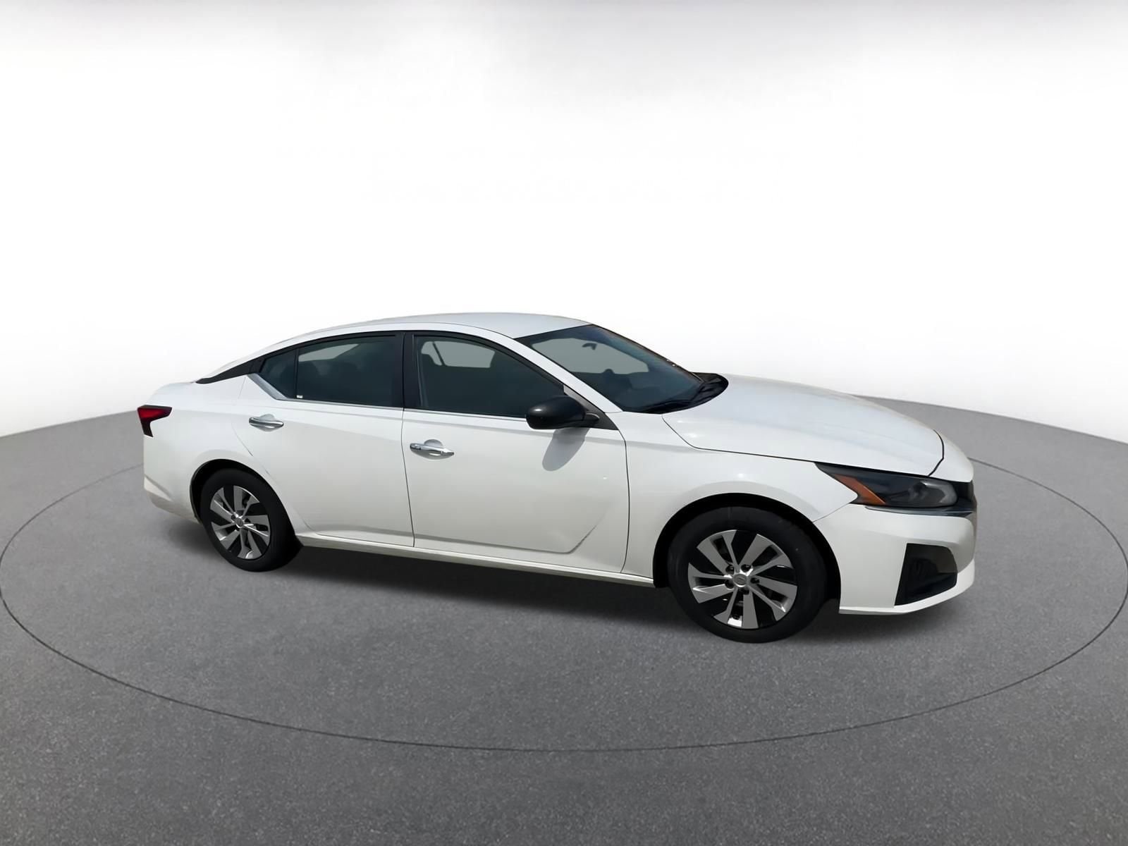 Thumbnail: 2024 Nissan Altima - 2