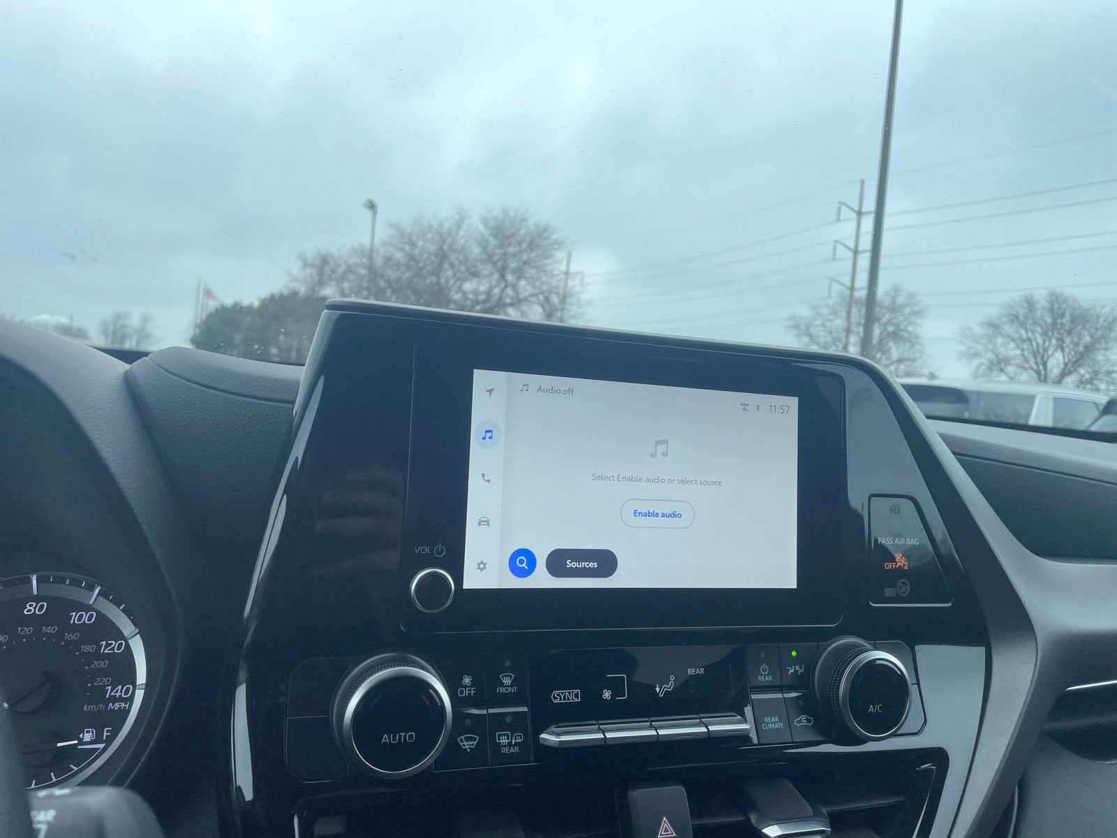 Thumbnail: 2025 Toyota Highlander - 20