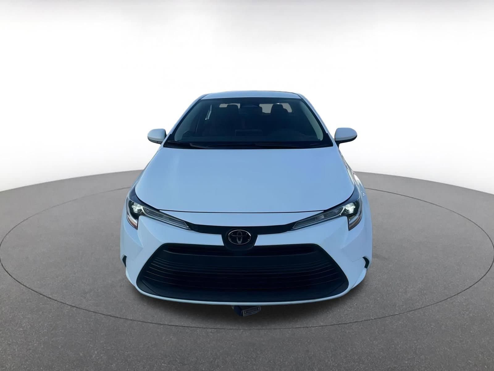 Thumbnail: 2025 Toyota Corolla - 4