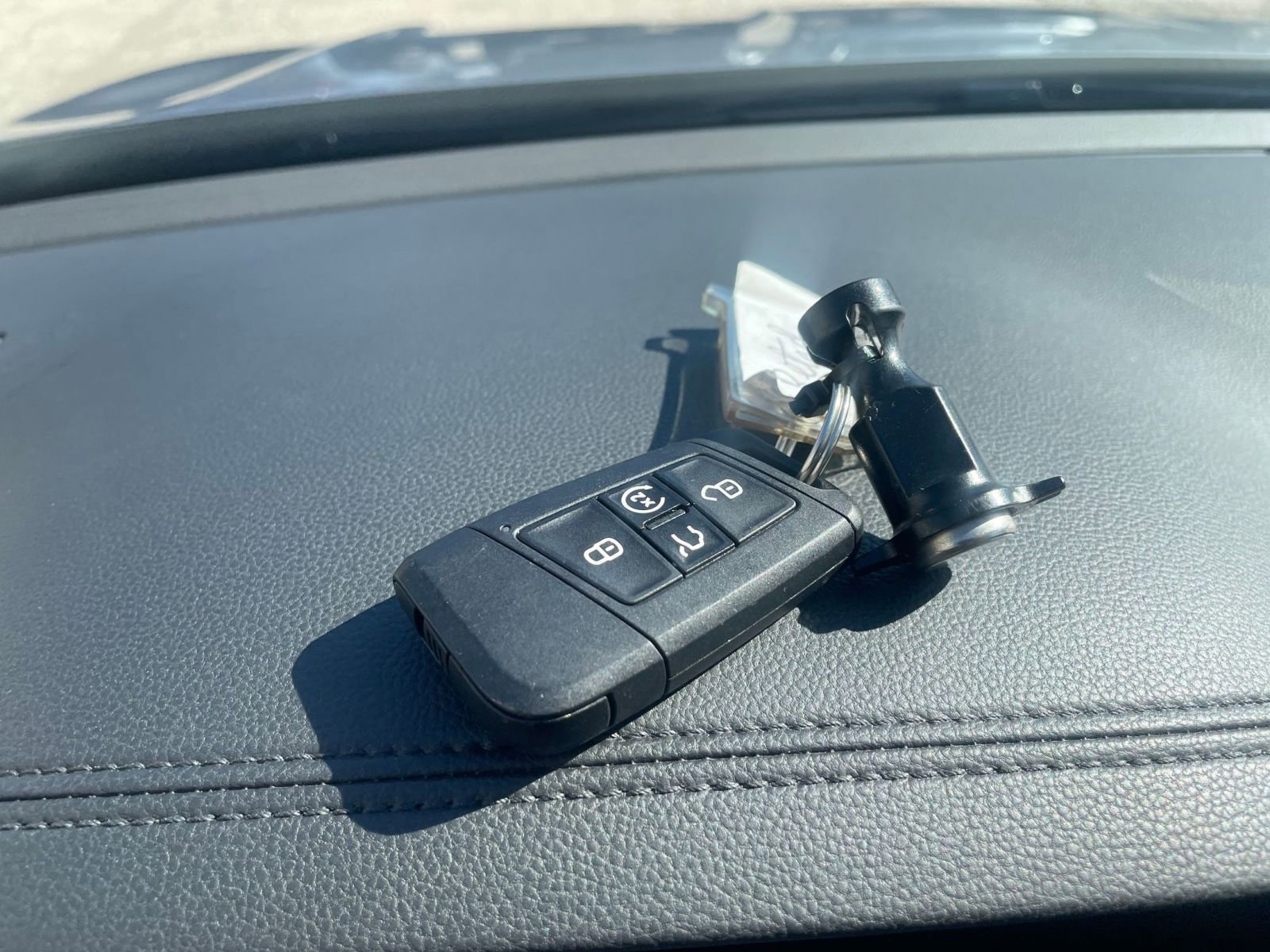 Thumbnail: 2025 Volkswagen Jetta - 22