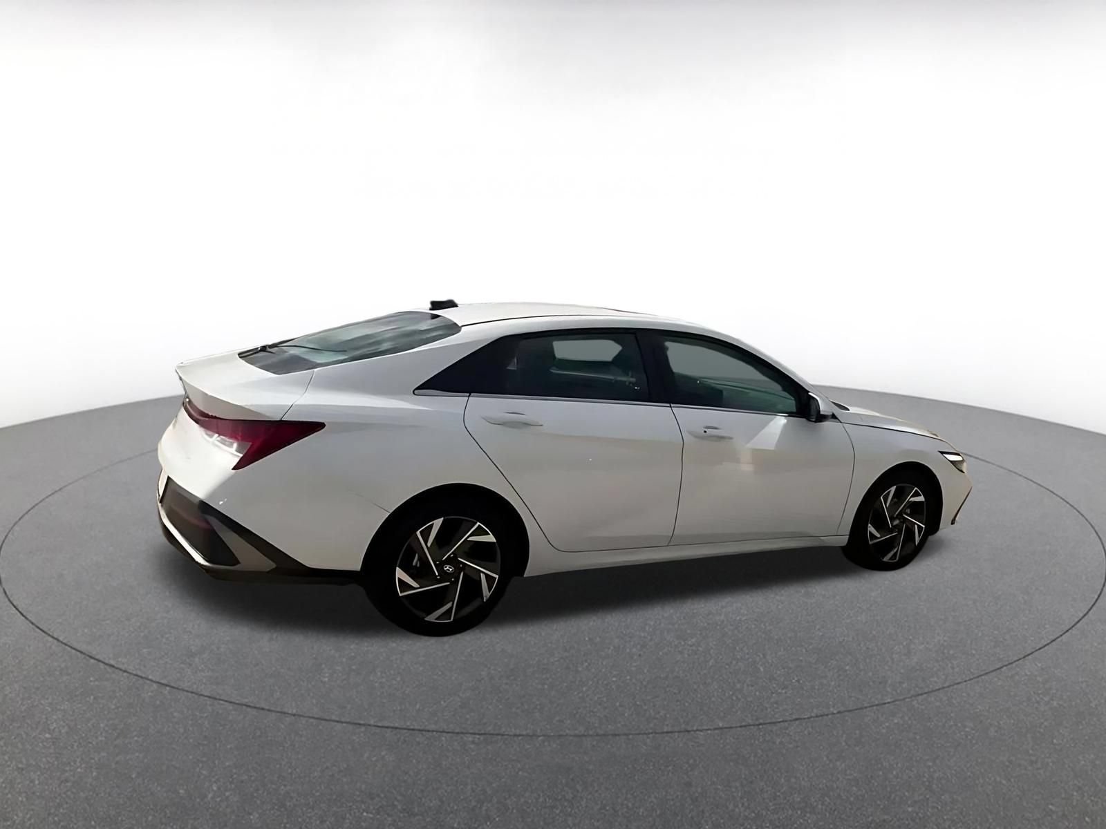 Thumbnail: 2025 Hyundai Elantra - 14